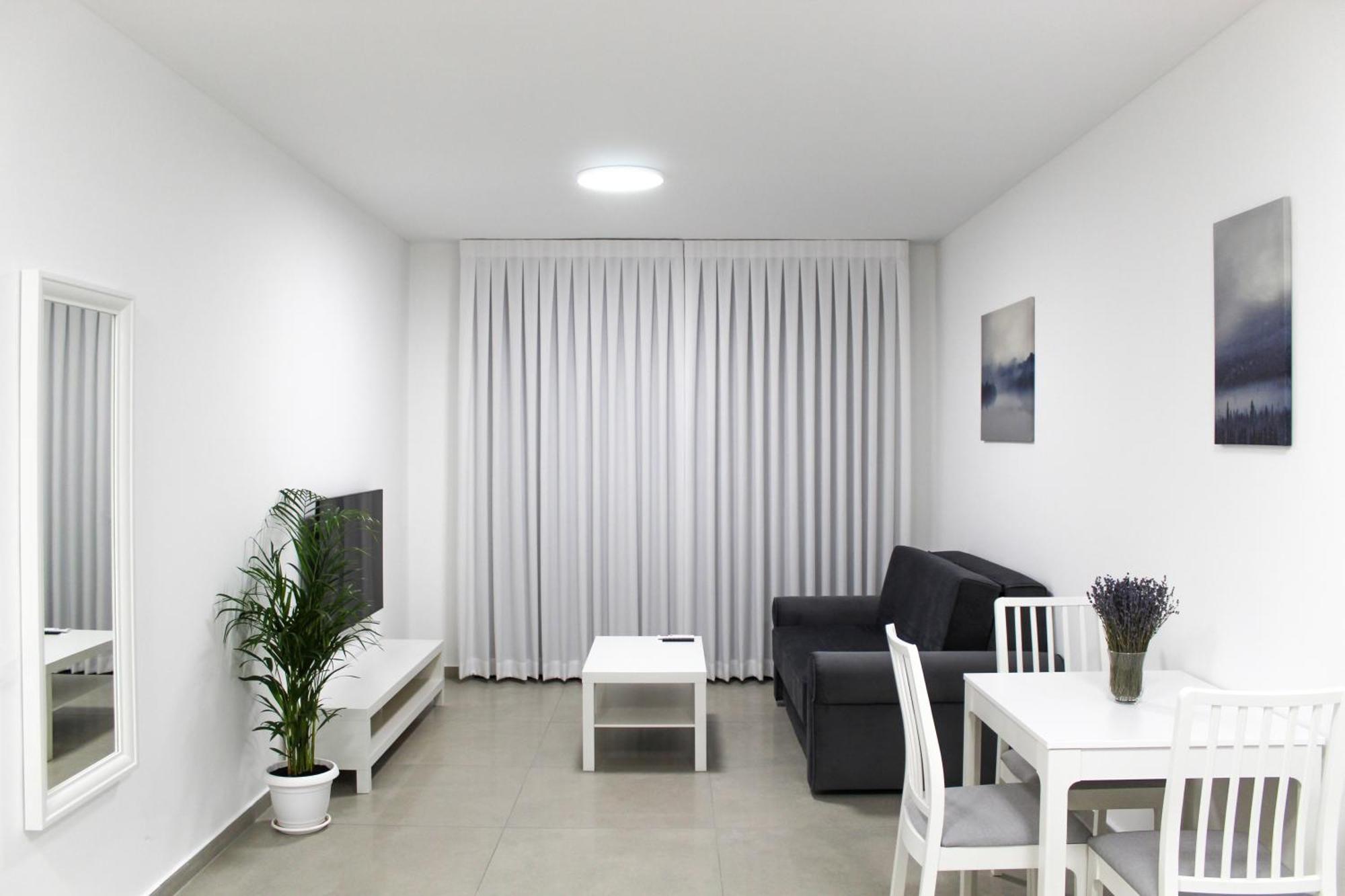 Luxury #69 By Hashdera דירה *